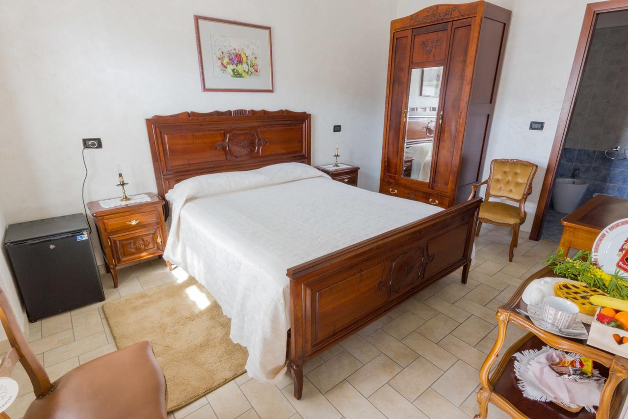 Ristorante Buasca Hotel Cuorgnè Eksteriør billede